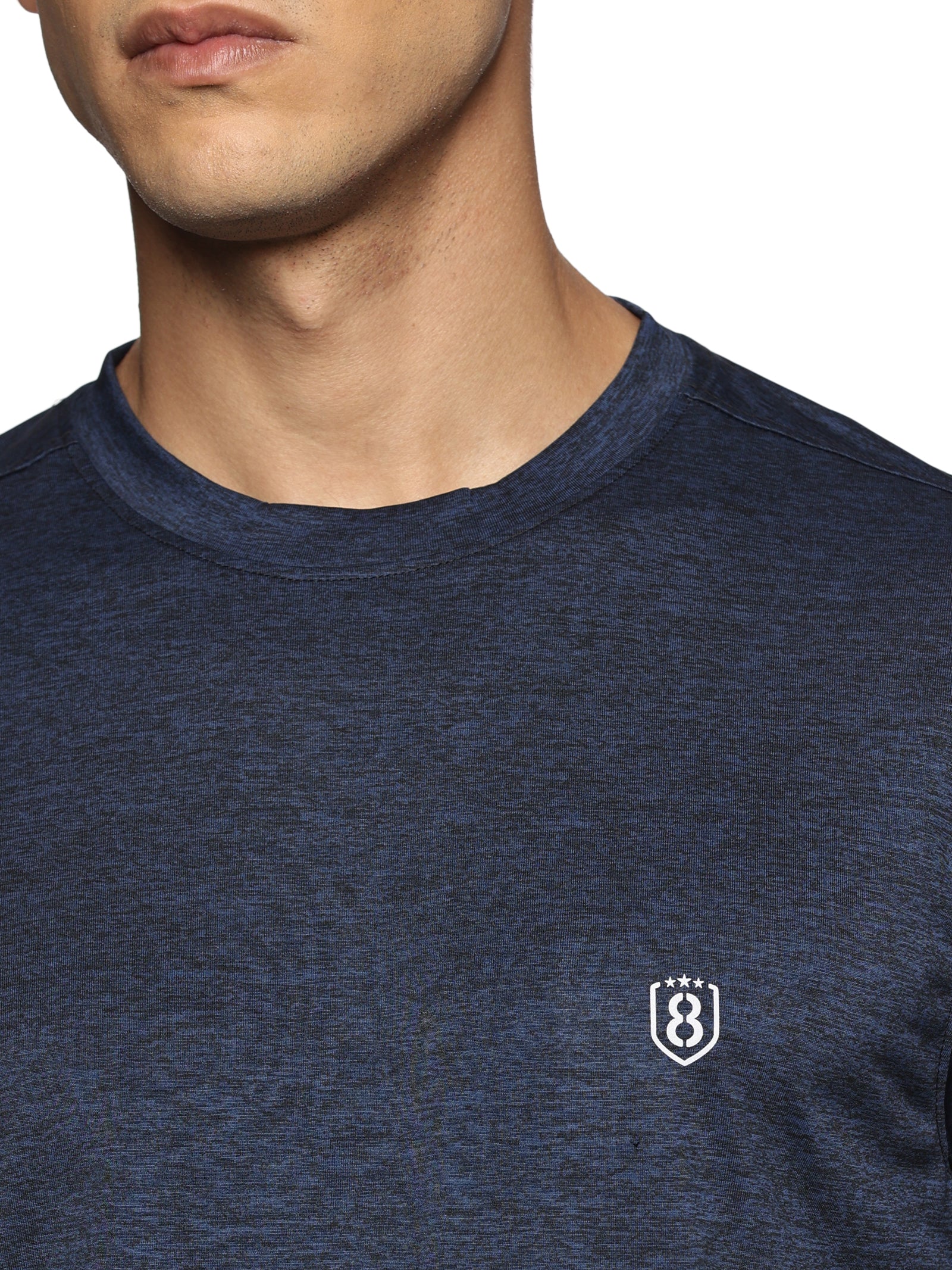 Men's light grey casual t-shirt with round neck and half sleeves