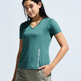 Women’s V neck cut and sew top
