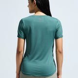Women’s V neck cut and sew top