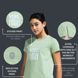 Women’s Raglan Sleeve Graphic Long Top with Curve Hem