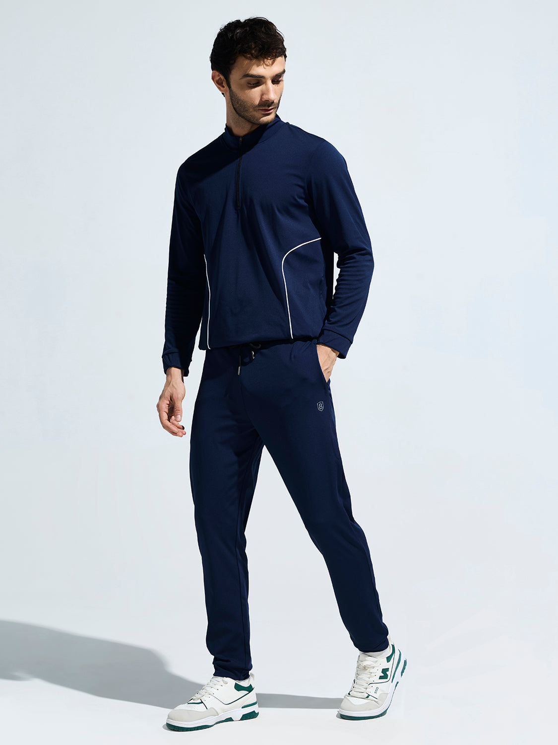 Men's High Neck Breathable Sports Tracksuit with Contrast Piping & Pockets