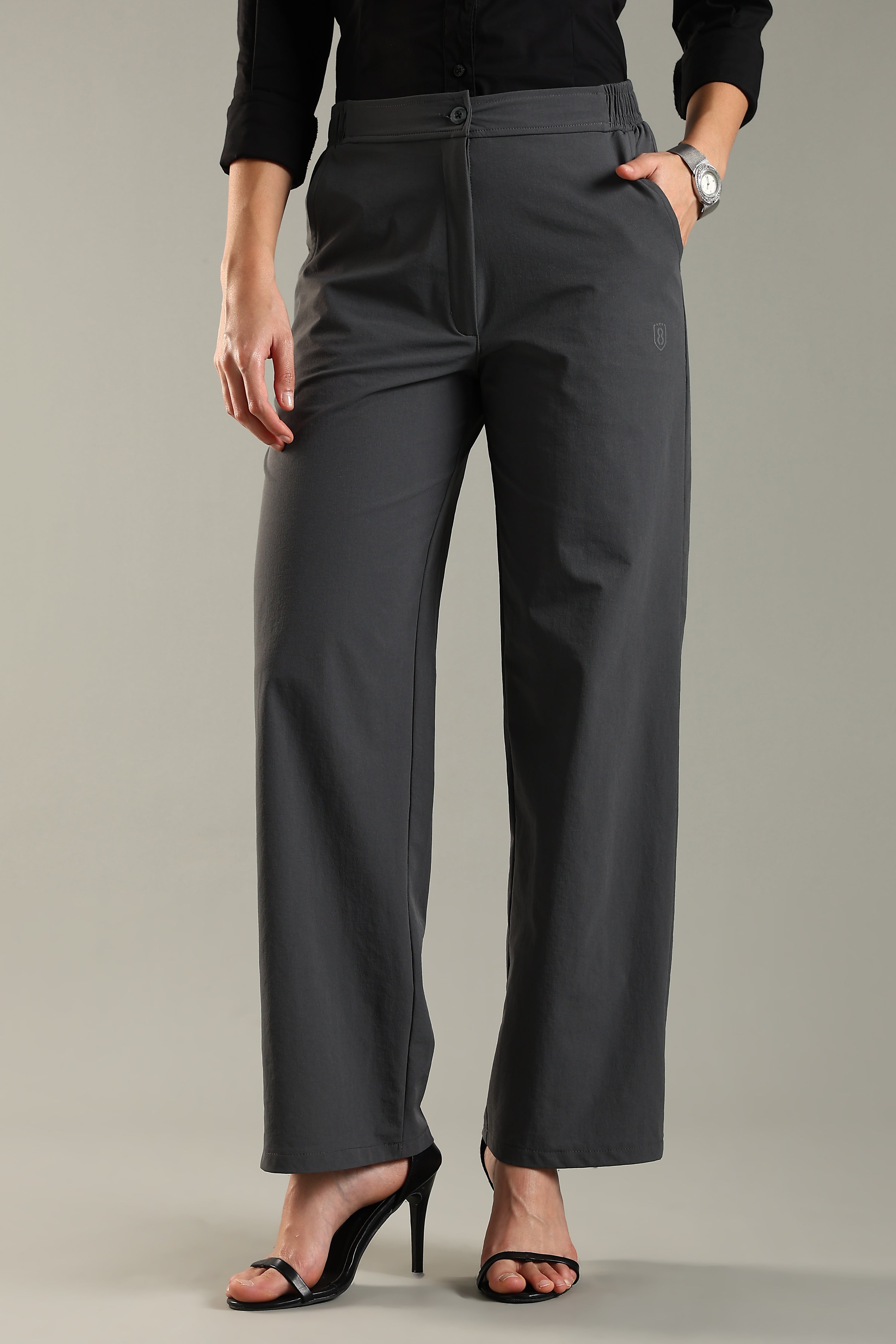 Women's Everyday Multipocketed Workleisure Pants with Zipper and button closure