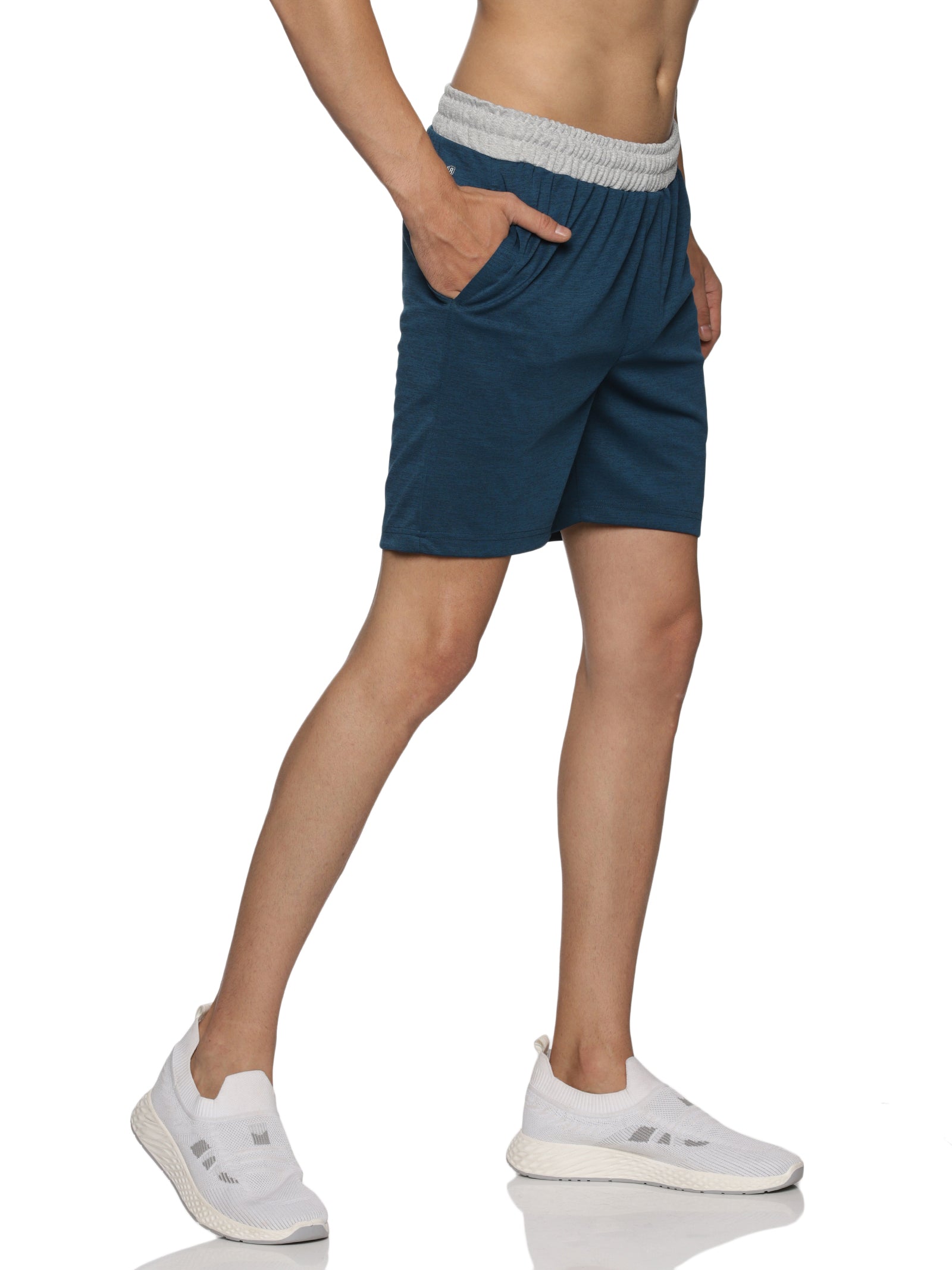 Men side pocket with Zipper closing and outside Drawstring Track Pants