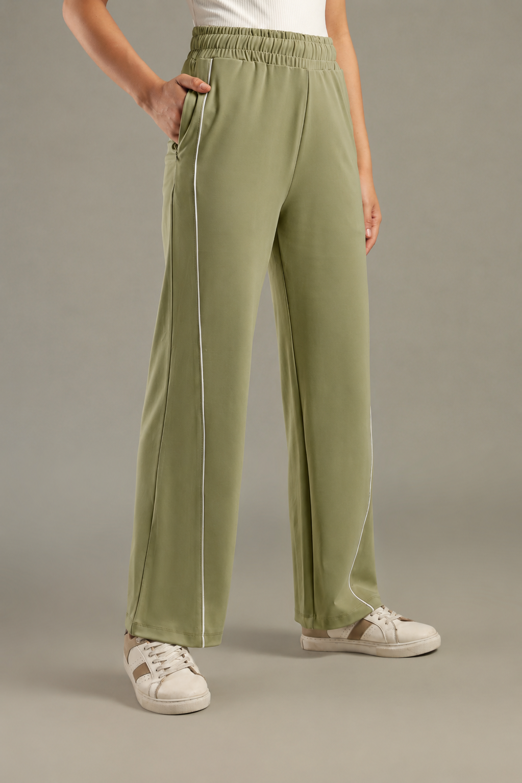 Relaxed Fit Drawstring Wide-Leg Pants Designed with contrast piping for Elevated All-Day Comfort