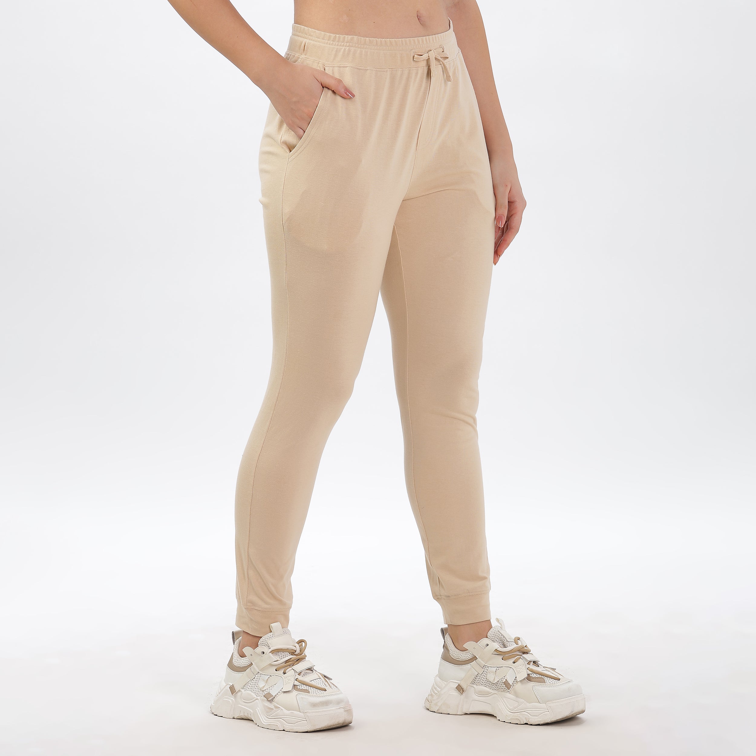 Women Organic Cotton Joggers Pant With Side Pockets and Adjustable Waist