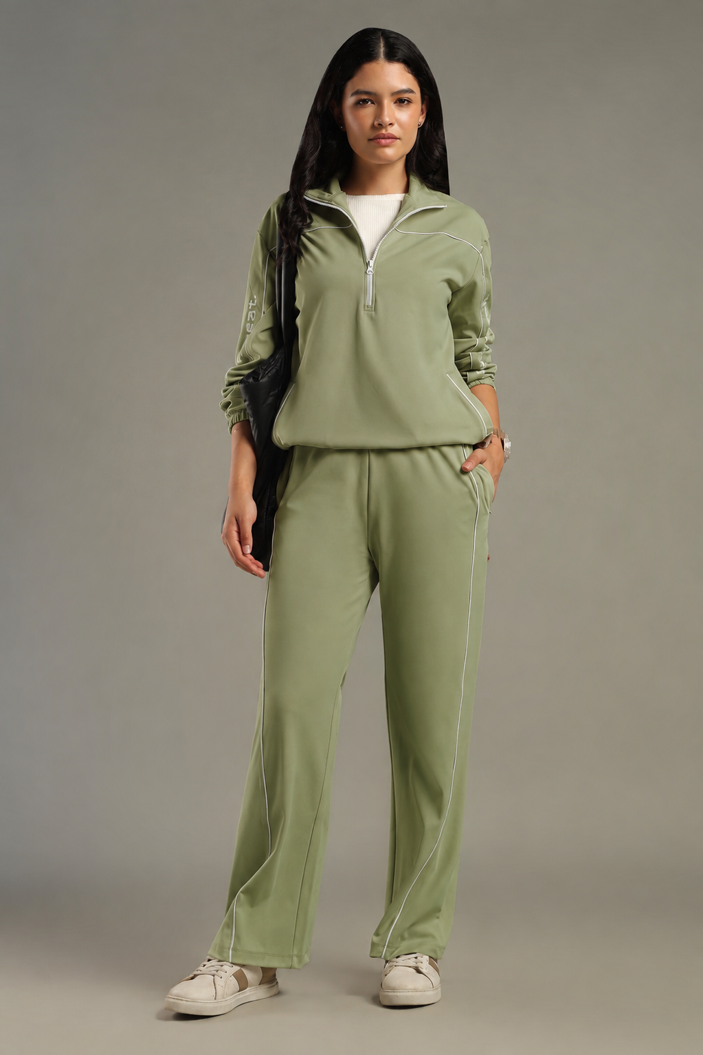 On-Trend Relaxed Fit Pullover set with wide-leg contrast piping bottom for Elevated All-Day Comfort.