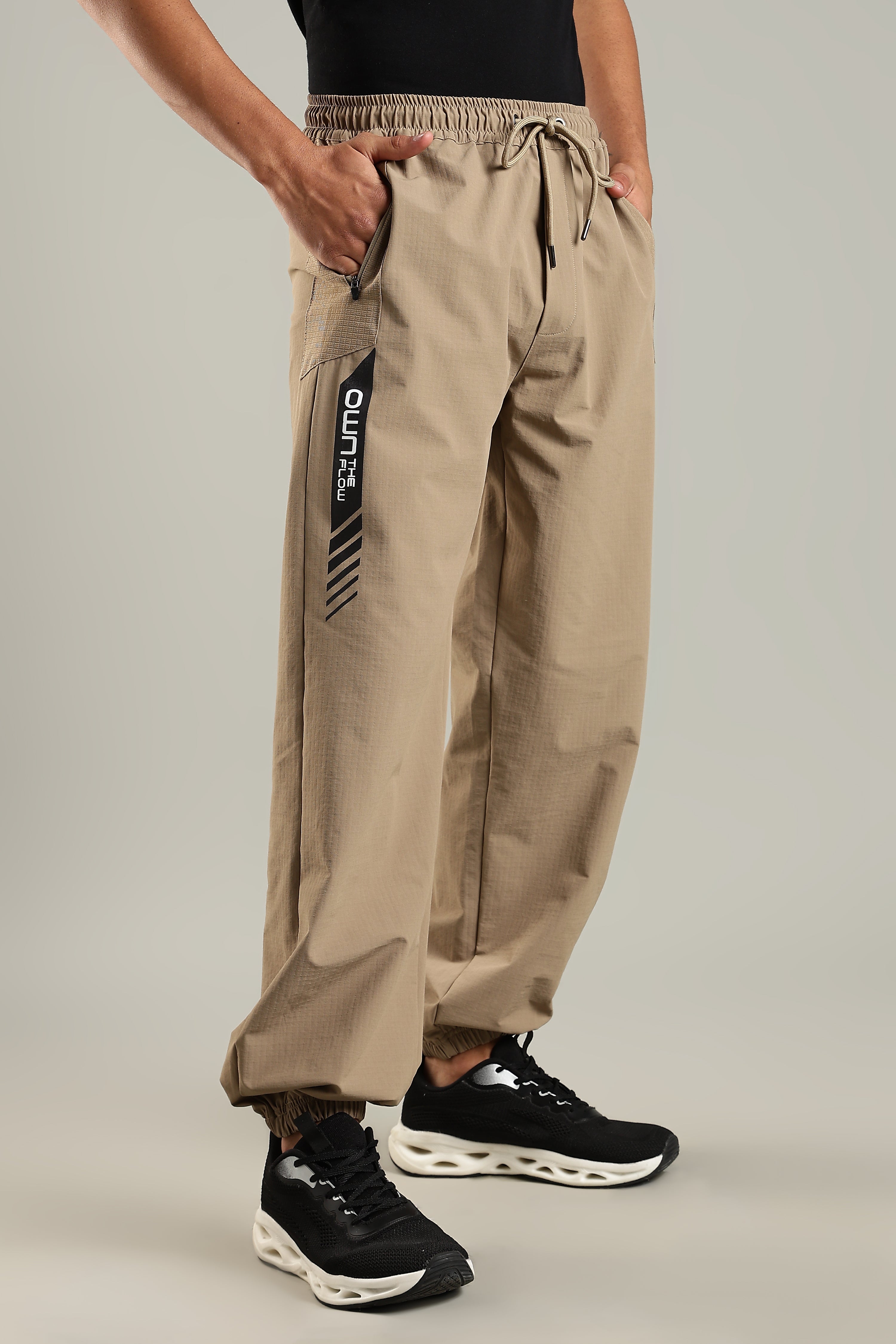 Men's Woven Boxy Jogger with Zipper Pocket
