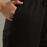 Women Shorts With Side Pocket With Zipper Closure