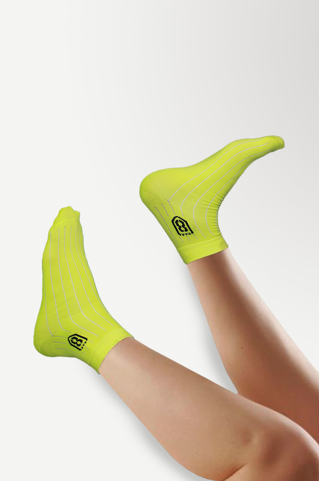 High ankle grip socks – secure fit for better comfort