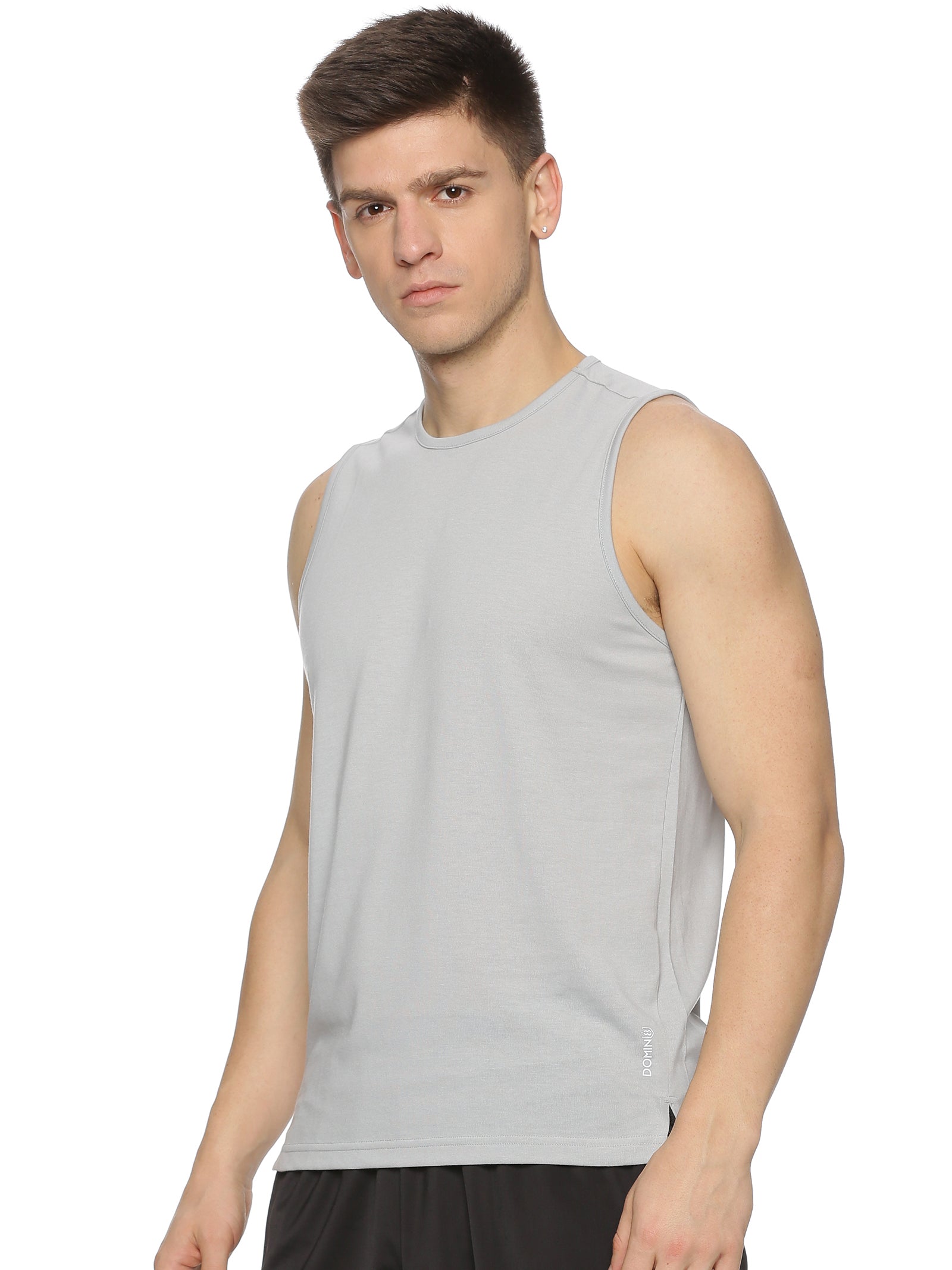 Men’s gym muscle tee in grey with comfortable slim fit