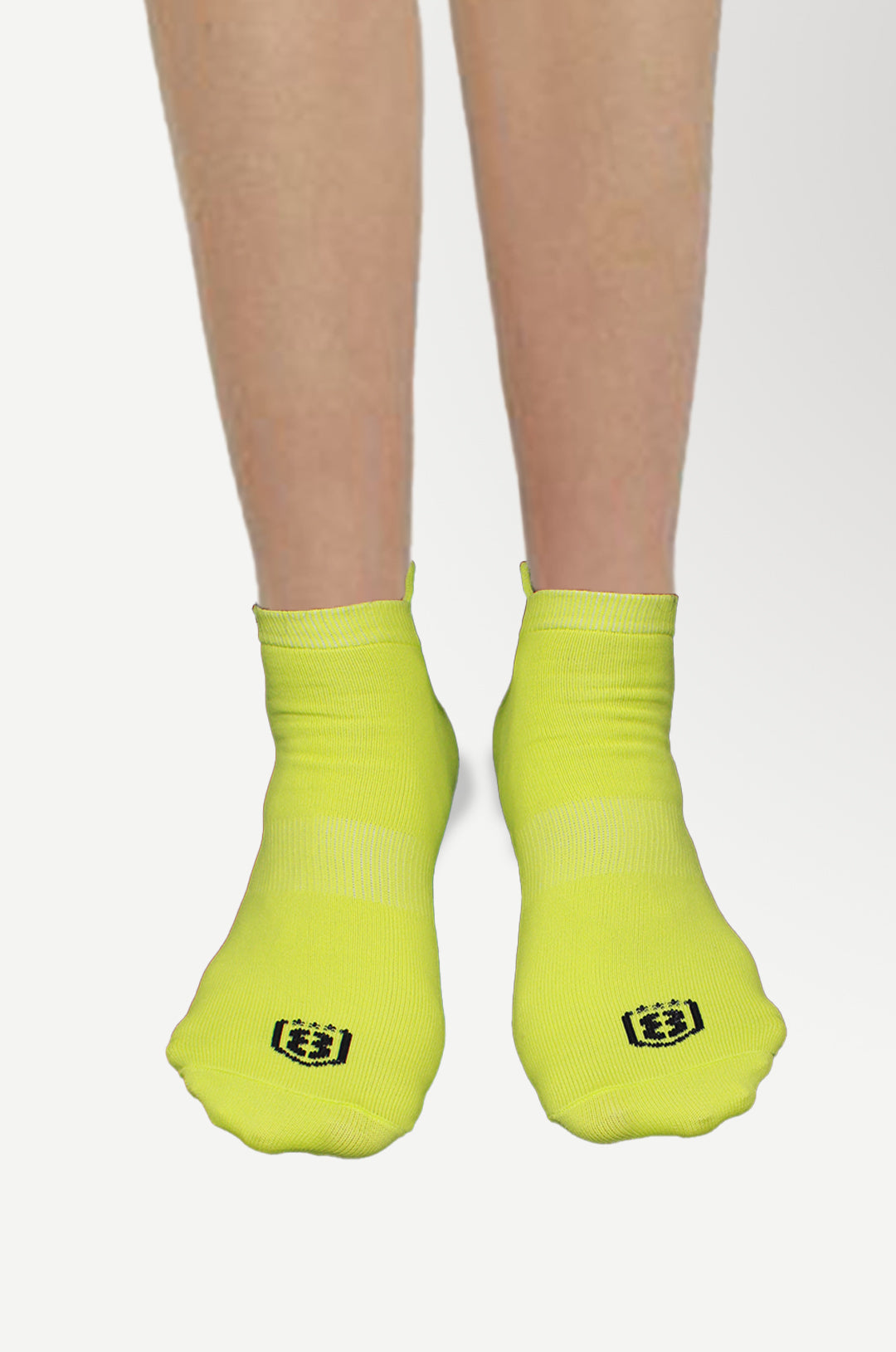 Nylon low ankle socks – lightweight and flexible design