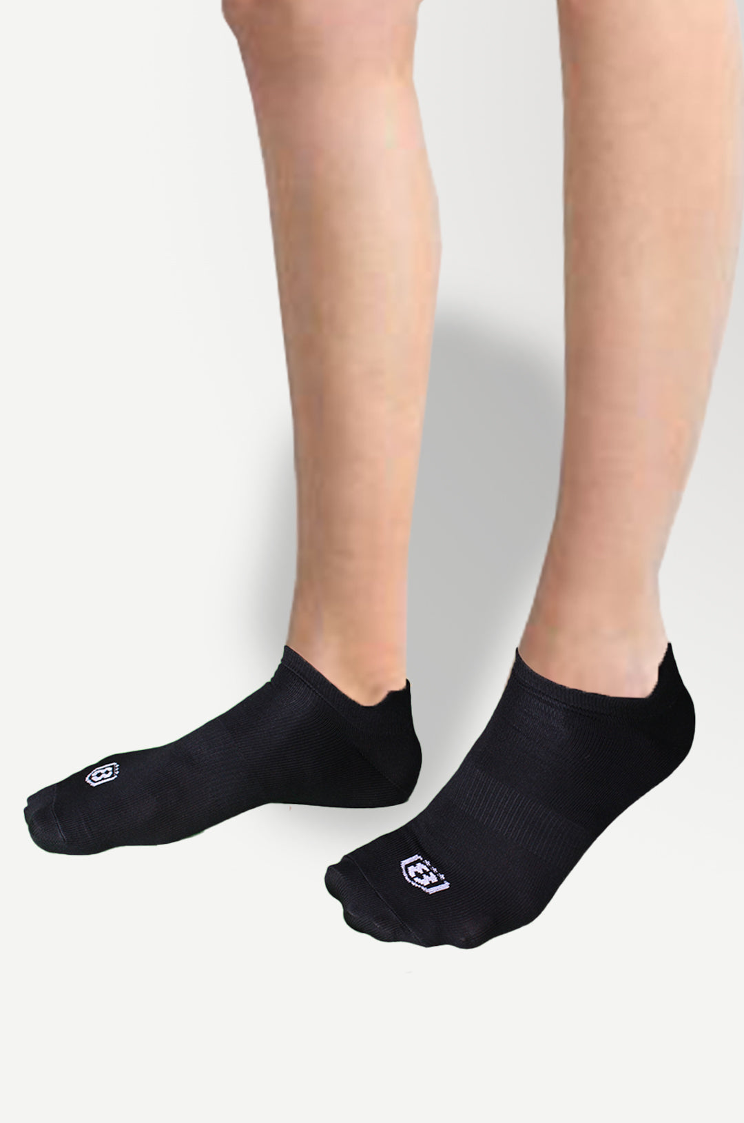 Rubber grip socks – anti-slip and stretchable for a snug fit