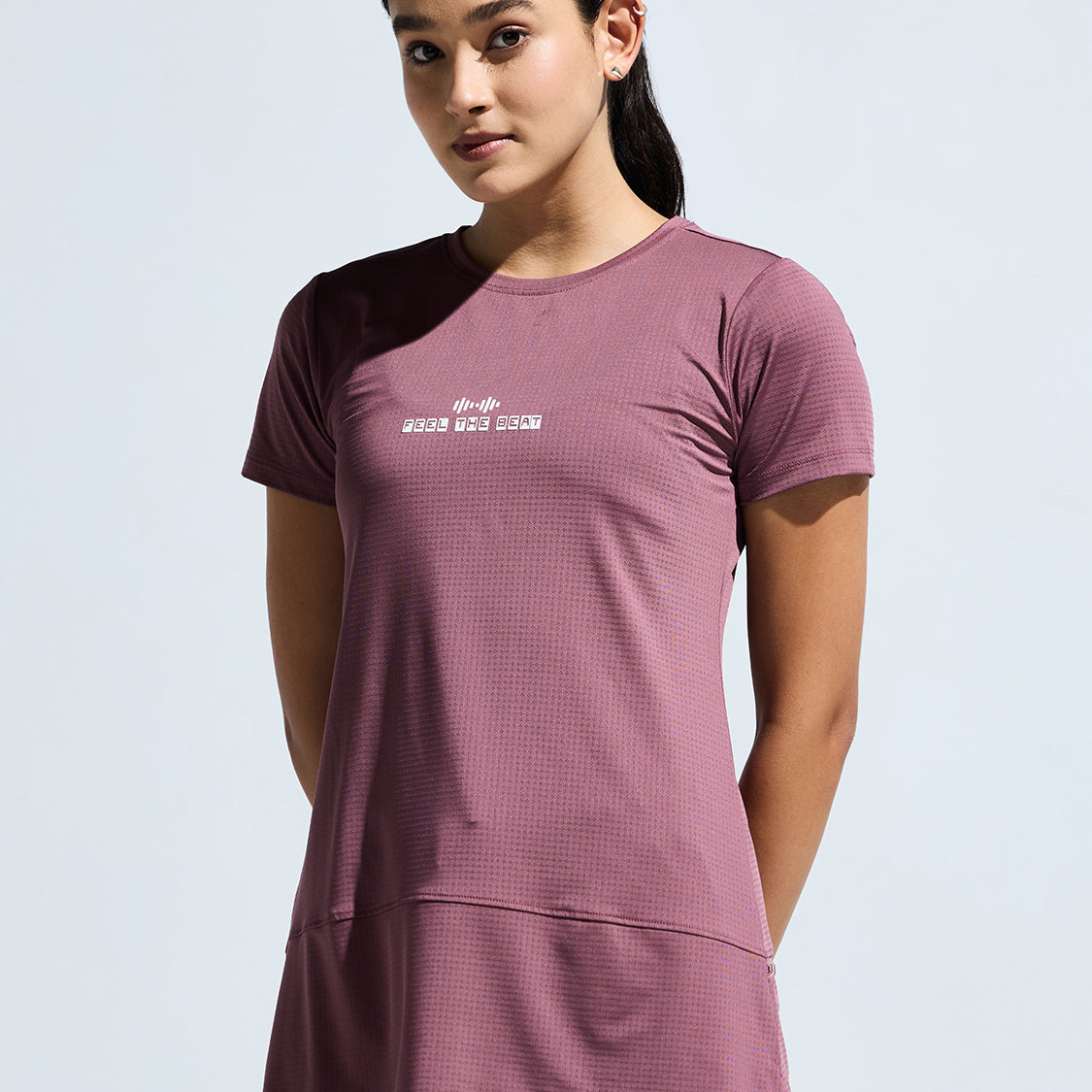 Women’s Light Weight Cut & Sew Graphic Long Top