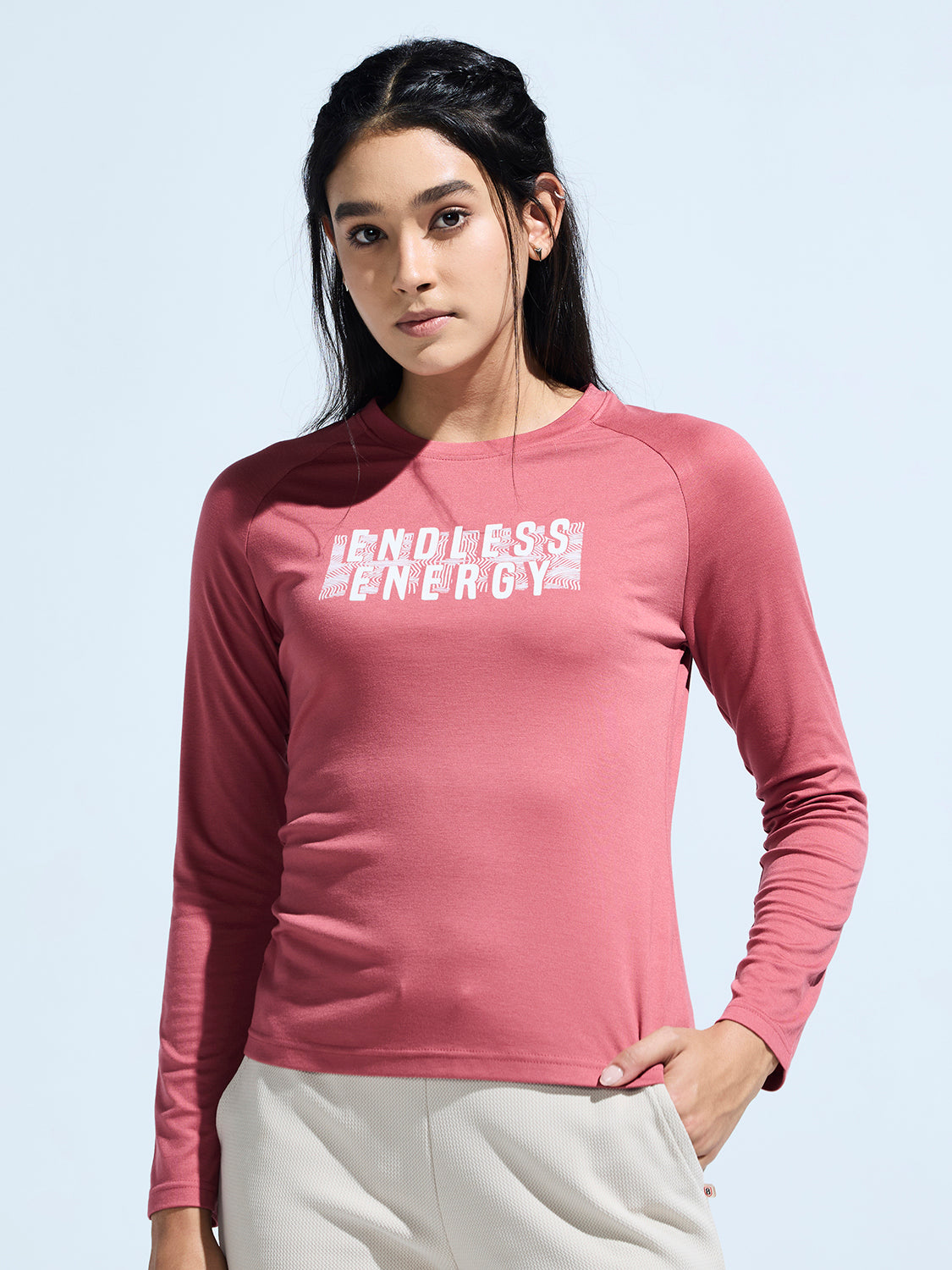 WOMEN’S RAGLAN SLEEVE GRAPHIC T SHIRT