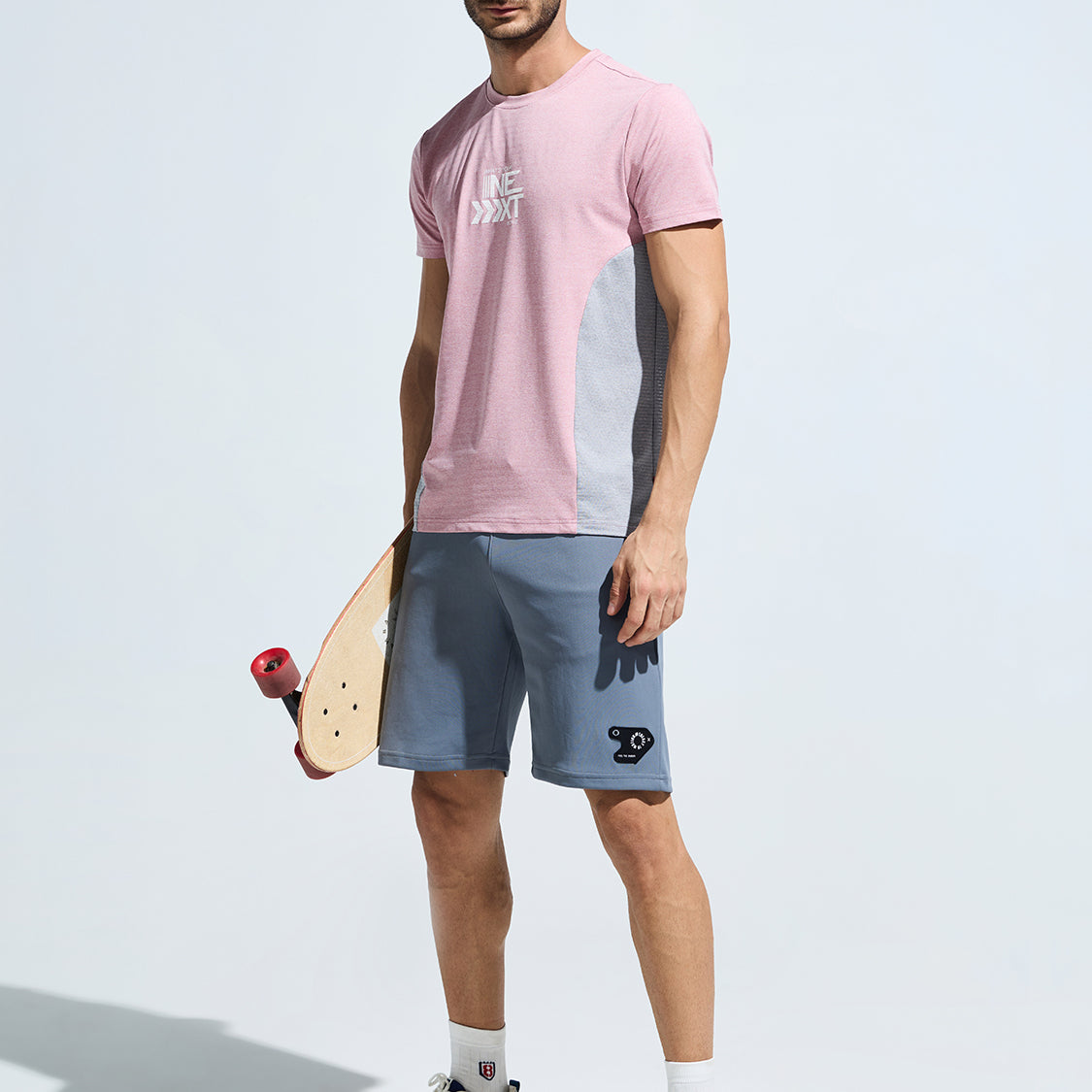 MEN’S ROUND NECK GRAPHIC T SHIRT