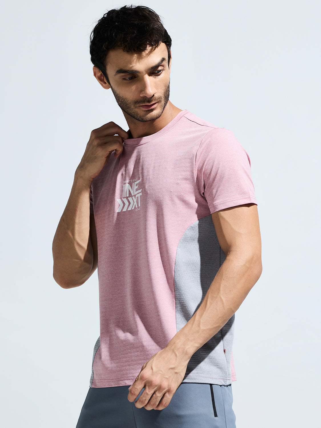 MEN’S ROUND NECK GRAPHIC T SHIRT