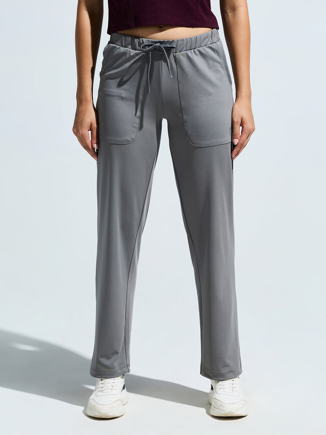 WOMEN’S MULTI POCKET TRACK PANT WITH DRAWSTRING