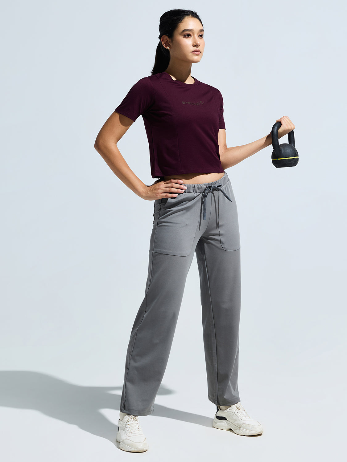 WOMEN’S MULTI POCKET TRACK PANT WITH DRAWSTRING