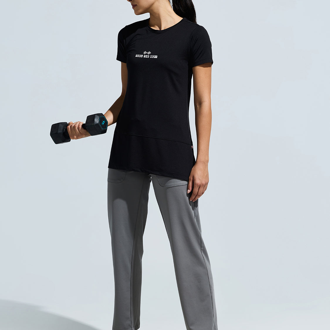 Women’s Light Weight Cut & Sew Graphic Long Top
