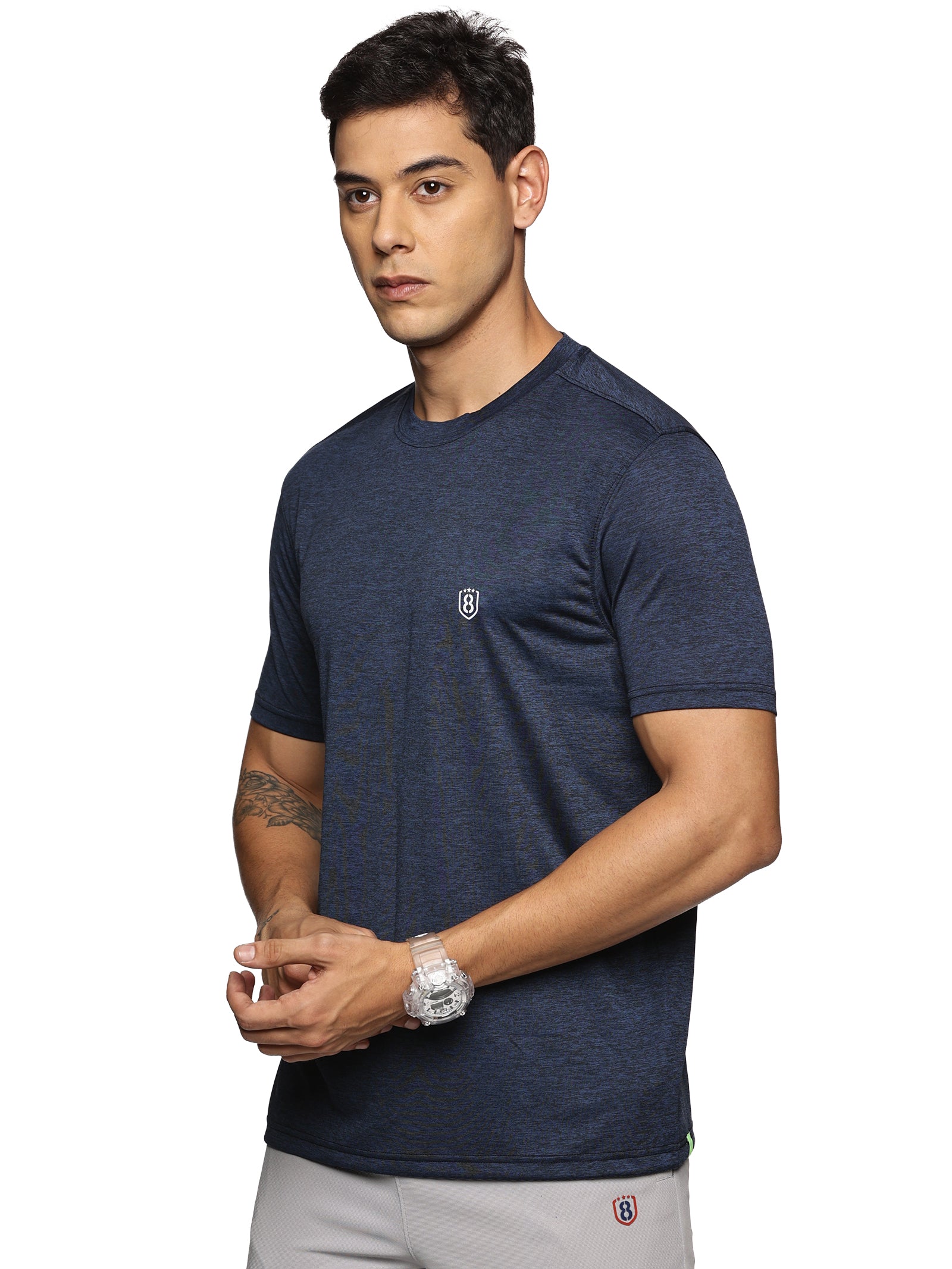 Trendy light grey t-shirt for men – half sleeve casual top